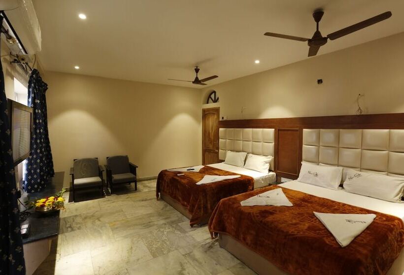 בית מלון כפרי New Cape