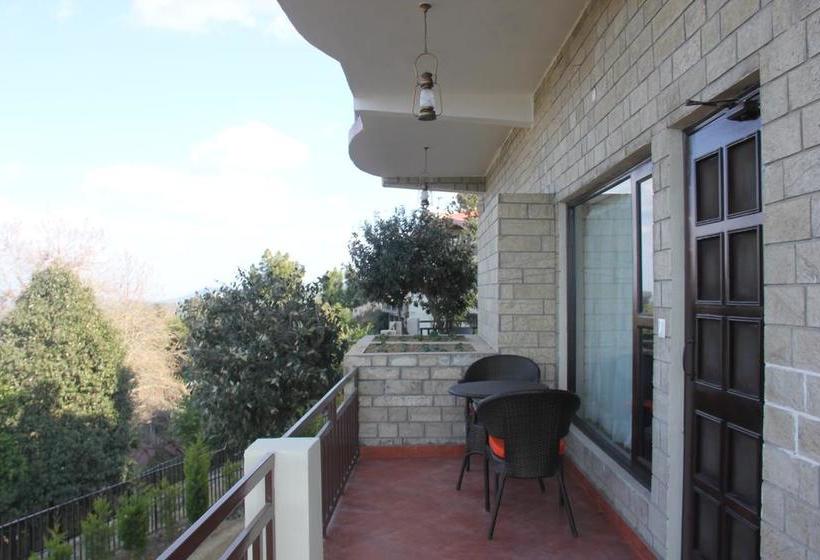 בית מלון כפרי Ojaswi Himalayan Resort