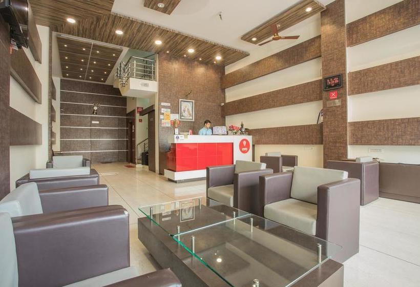 Отель Mehar Residency