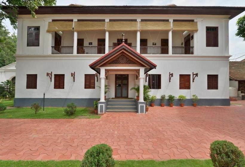 호텔 Ranga Maalika The Heritage Spiritual Retreat