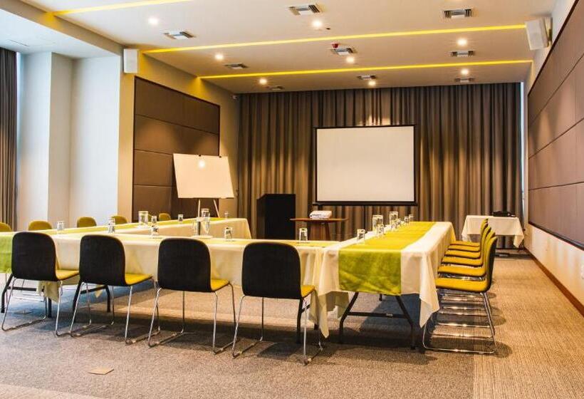 בית מלון כפרי Rennova