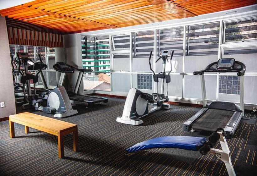 בית מלון כפרי Rennova