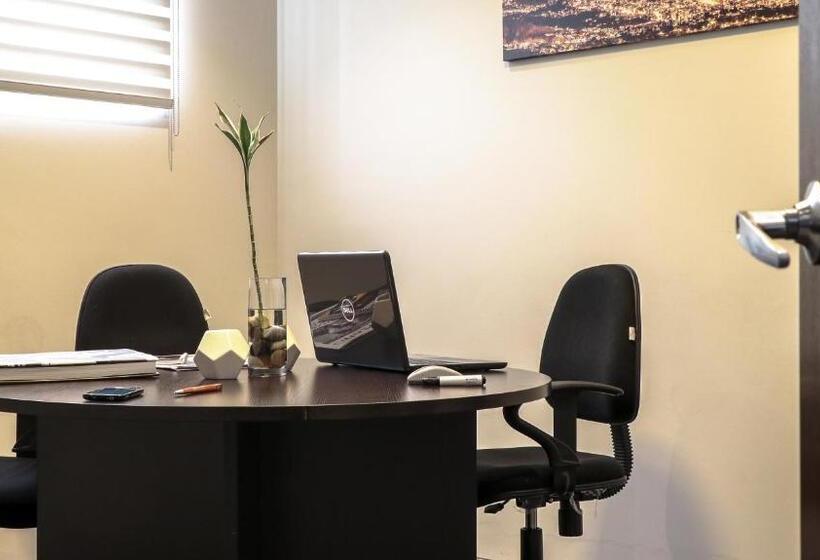 בית מלון כפרי Rennova