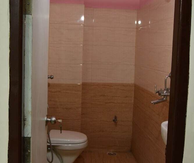 בית מלון כפרי Sarweshwary