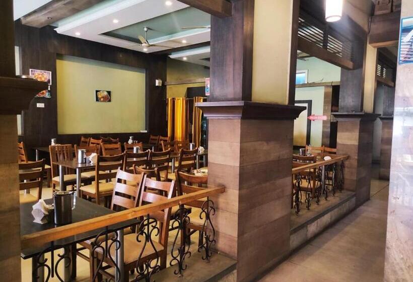 酒店 Sham Suman, Kolhapur  Opposite To Mahalaxmi Temple