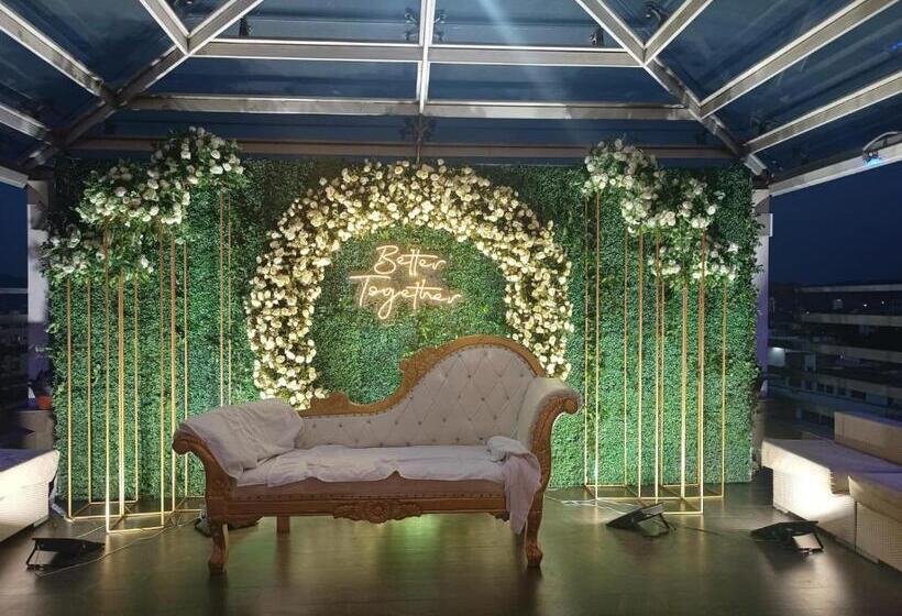 هتل Shoolin Grand