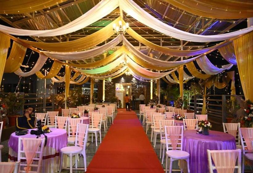 هتل Shoolin Grand