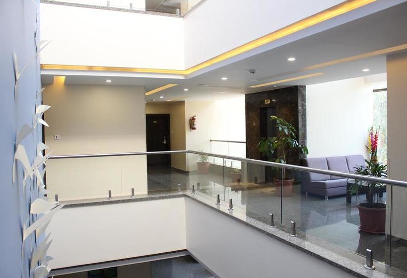 בית מלון כפרי Silver Oak