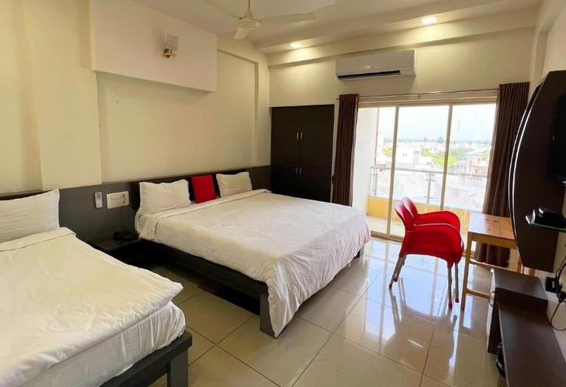 Отель The Gir Harmony