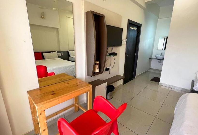 Отель The Gir Harmony