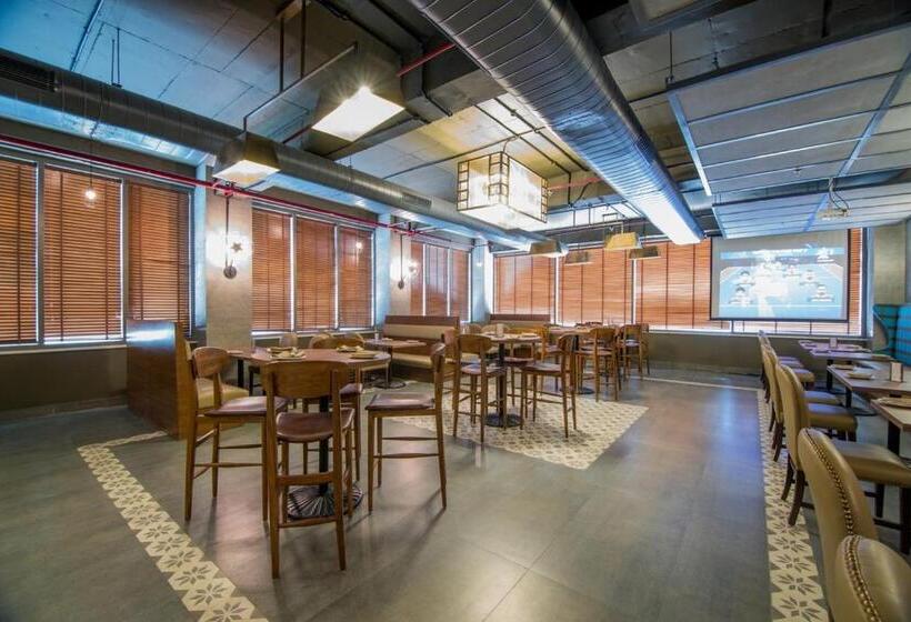 호텔 The Imperial Poonam