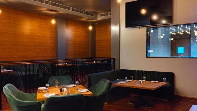 ホテル The Kannelite