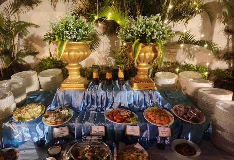 ホテル The Kannelite