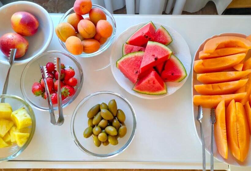 Отель Tre Corone