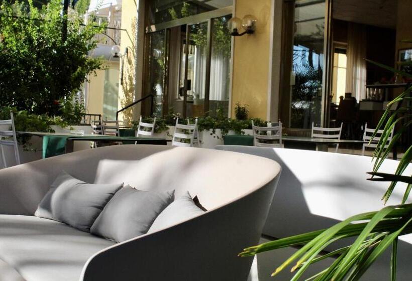 Отель Tre Corone