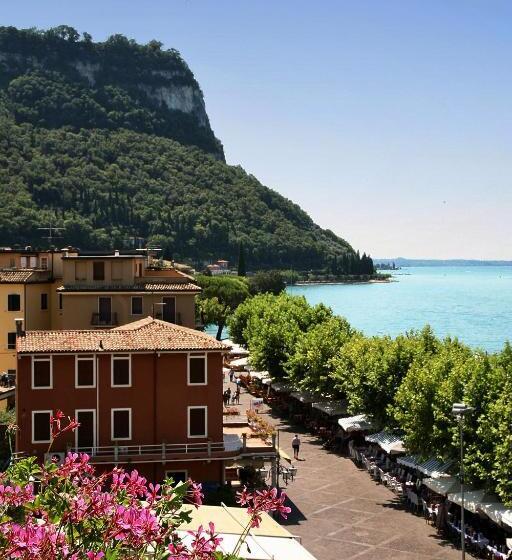 Отель Tre Corone