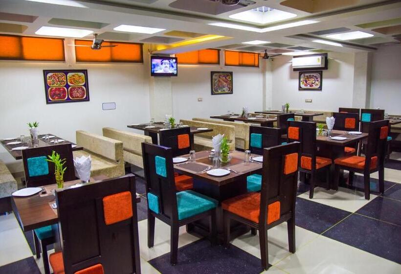 酒店 Tulsi Residency