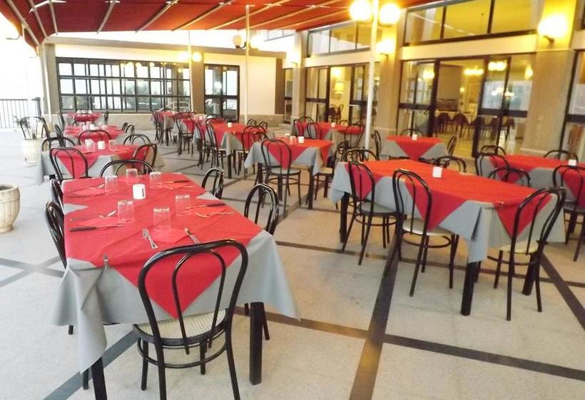 ホテル Villa Marina