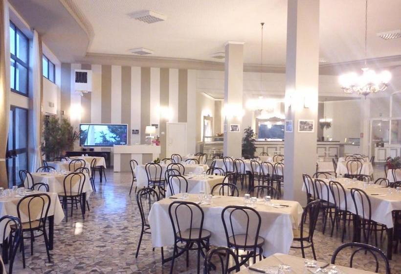 ホテル Villa Marina