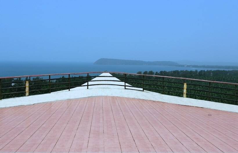 Kohinoor Samudra Beach Resort