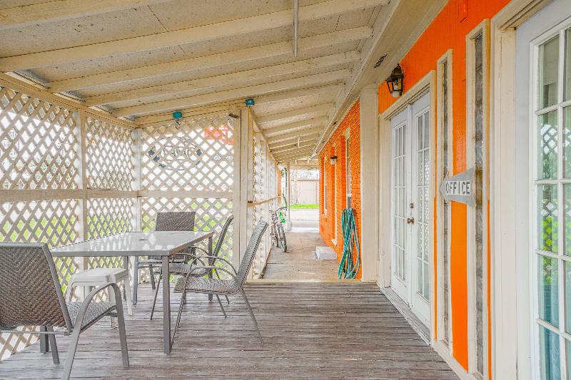 Мотель Texana Inn