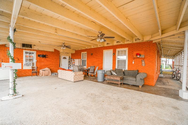 Мотель Texana Inn