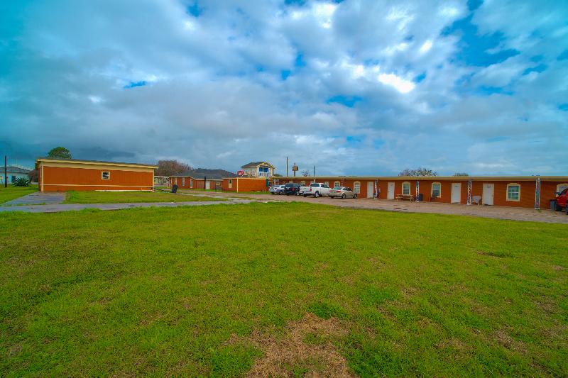 Мотель Texana Inn