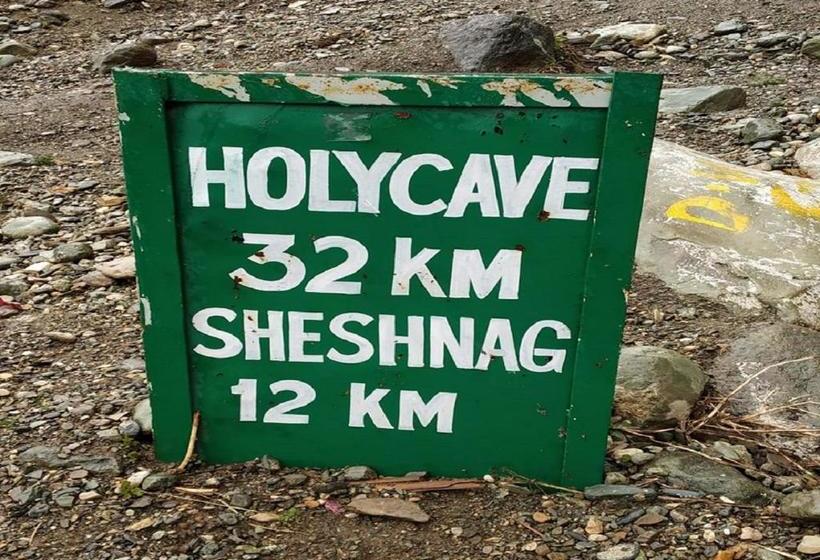 אתר נופש Brown Palace