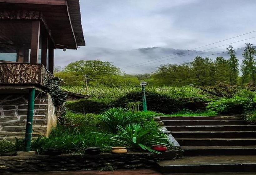 리조트 Brown Palace