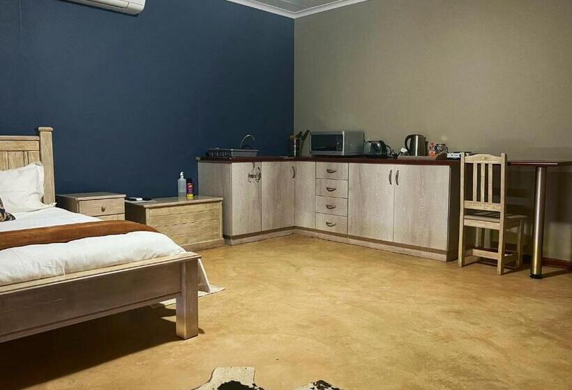 אתר נופש Lake Grappa Guestfarm