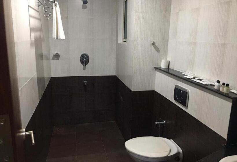 Курорт Nakshatra Emerald