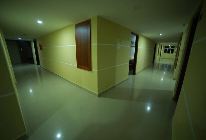 Курорт Nakshatra Emerald