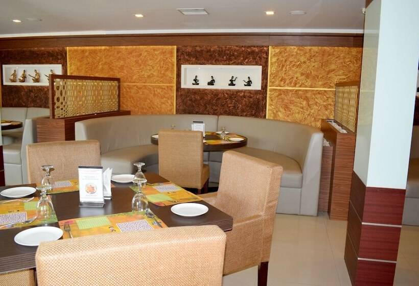 Курорт Nakshatra Emerald