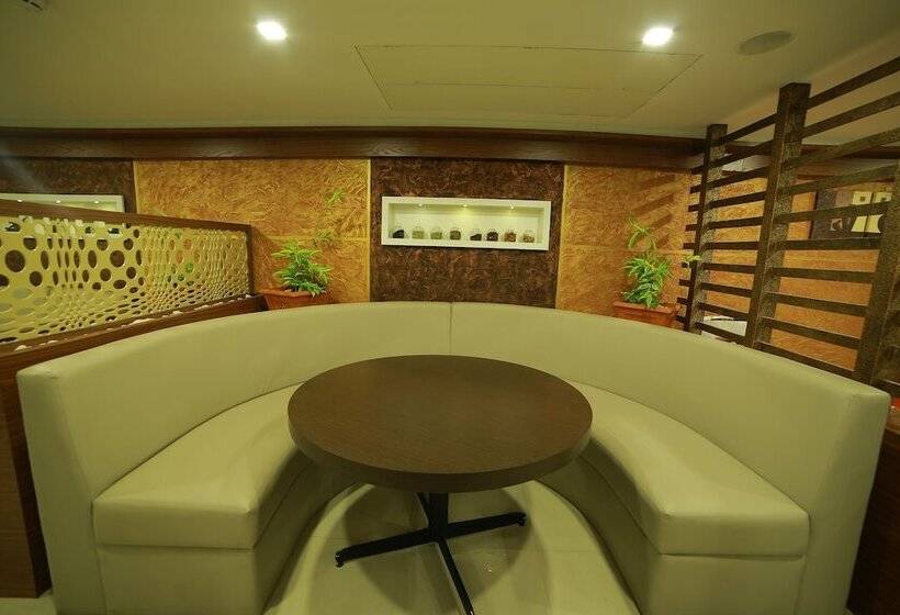 Курорт Nakshatra Emerald