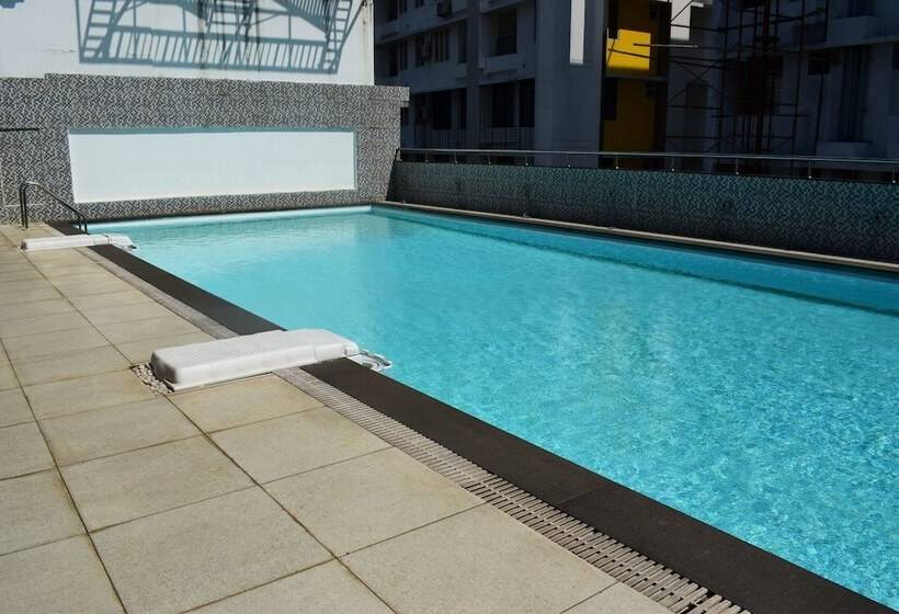 Курорт Nakshatra Emerald