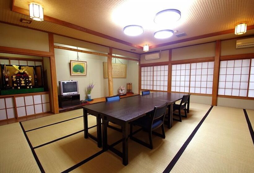 ريوكان Matsunoyama Onsen Izumiya