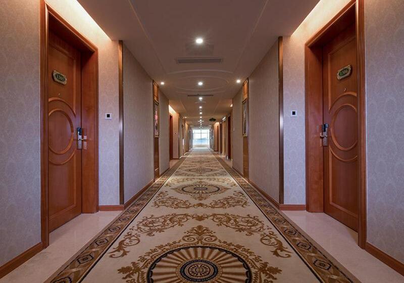 Vienna Hotel Chaoyang High Speed Train Station