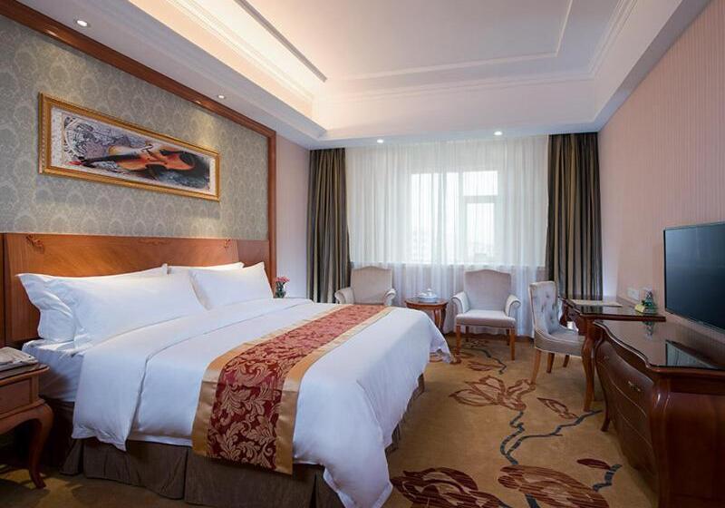 Vienna Hotel Chaoyang High Speed Train Station