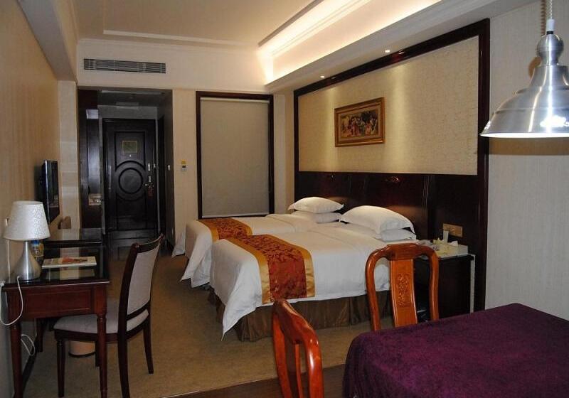 Vienna Hotel Shanwei Lufeng Jieshi Bus Station