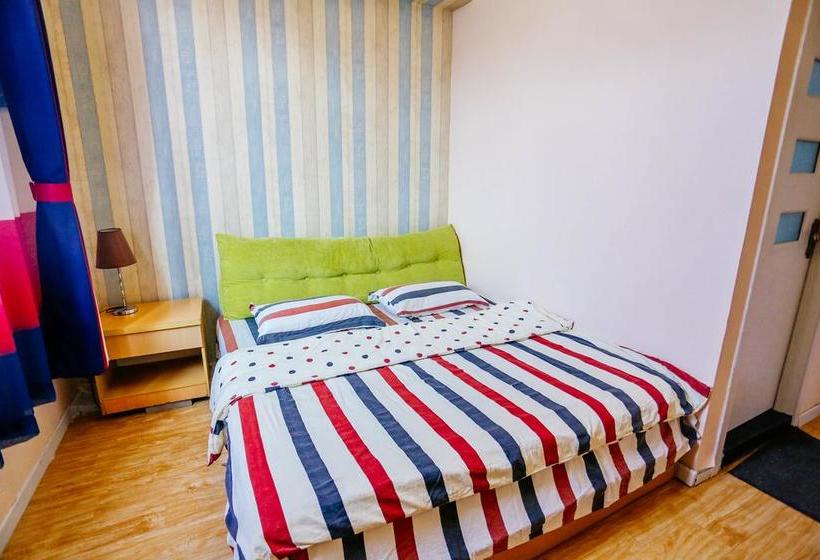 旅馆 Qingdao Ningye Xiaozhu