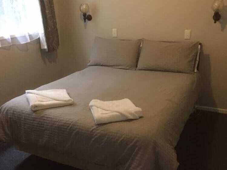 Общежитие The Ohakune Central Motels