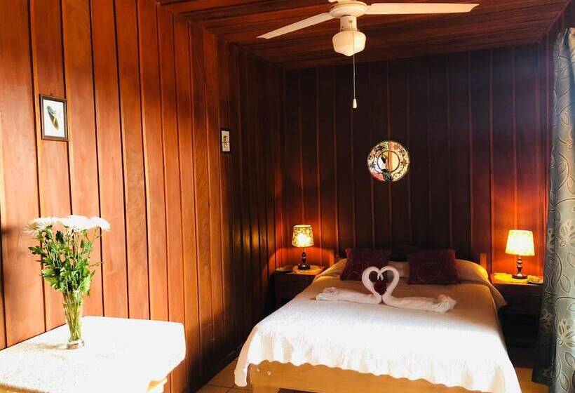 مبيت وإفطار Cabinas Lupita