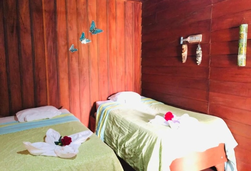 مبيت وإفطار Cabinas Lupita