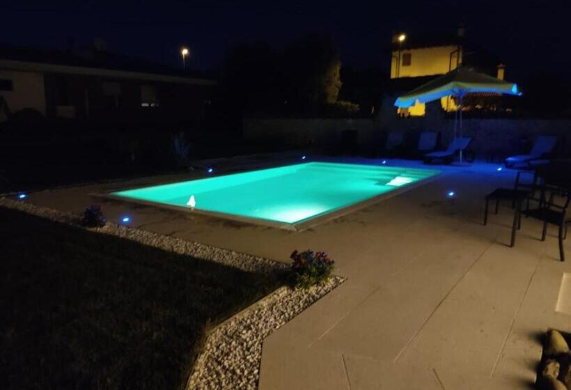 צימר Casa Pellis