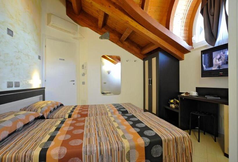 住宿加早餐  Dormirho