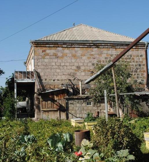 مبيت وإفطار Green Gables Martuni