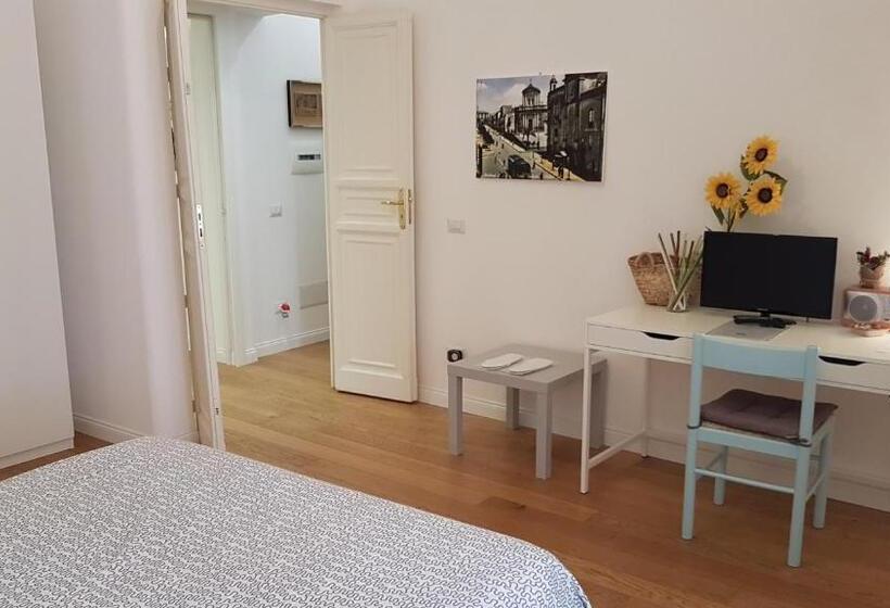 Bed and Breakfast Il Cortile Del Marchese Beccadelli