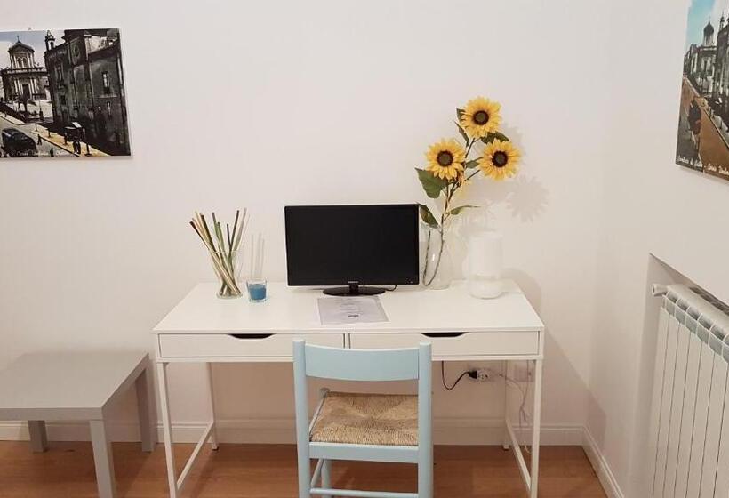 Bed and Breakfast Il Cortile Del Marchese Beccadelli