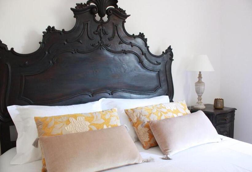 تختخواب و صبحانه Lanui Vintage Guest House