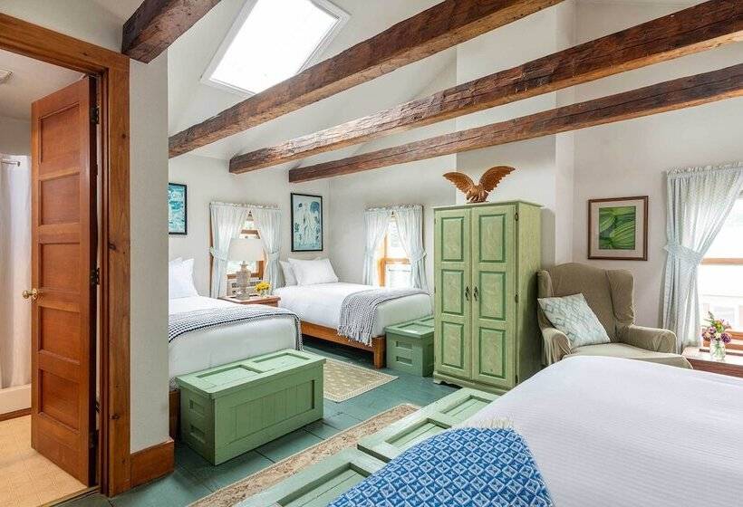 צימר Old Stagecoach Inn